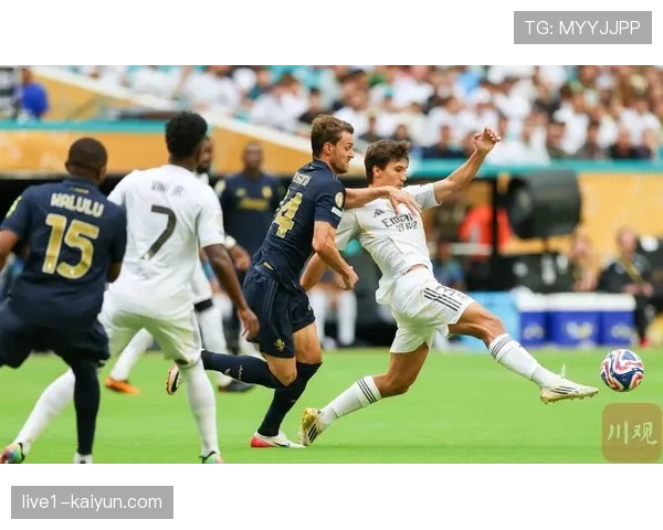 皇马5-1贝蒂斯 青训前锋贡萨洛替补戴帽紧追巴萨 皇马5-1贝蒂斯 青训前锋贡萨洛替补戴帽紧追巴萨